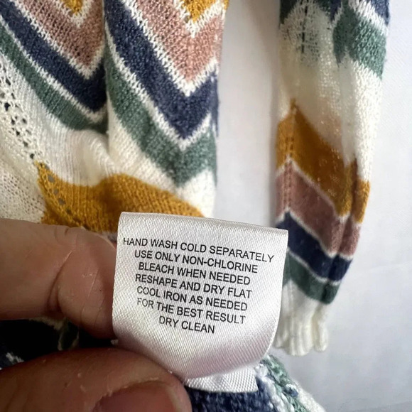 Hippie Rose Colorful Chevron Knit Sweater Size Small - Picture 9 of 11